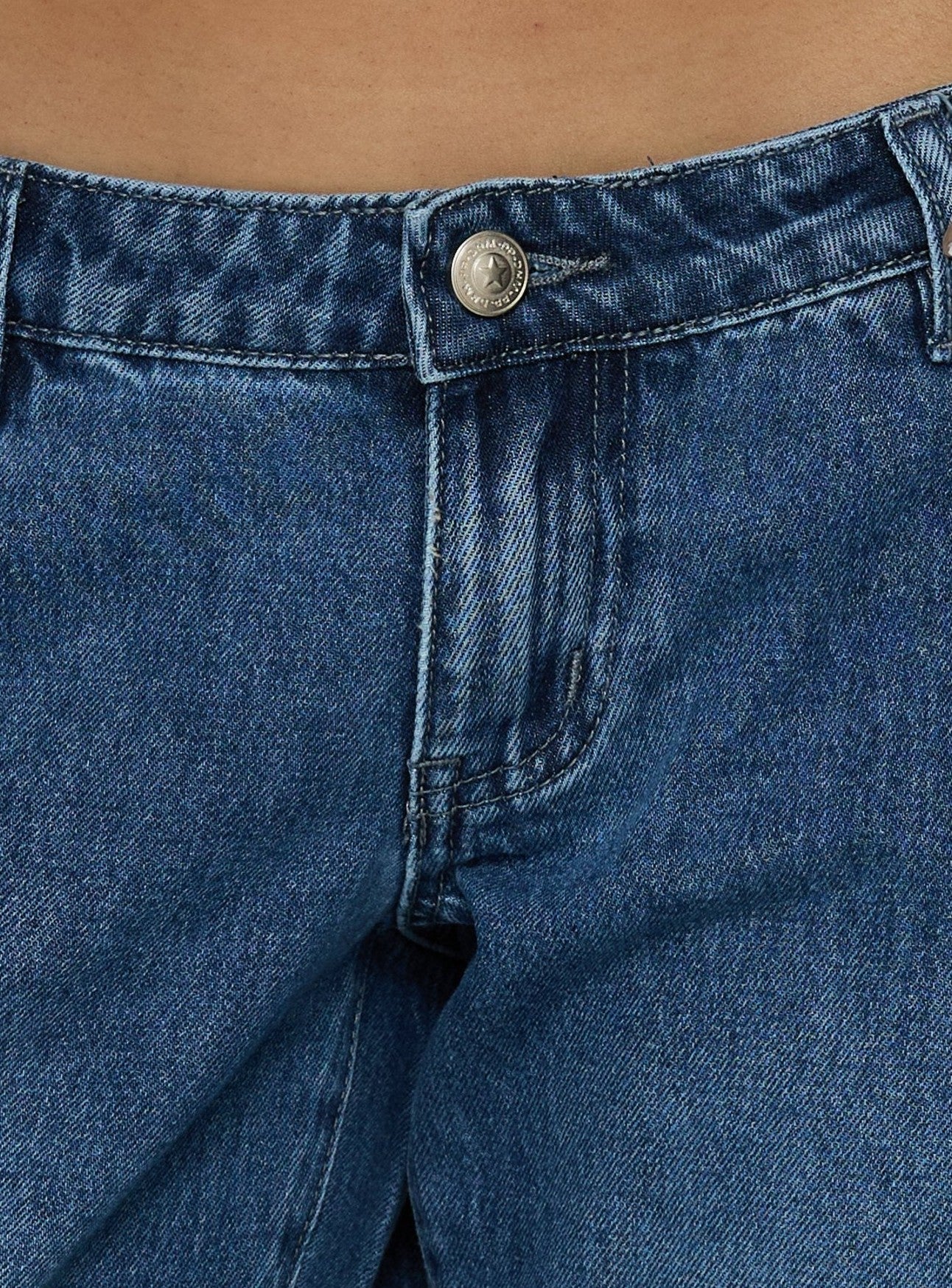 Hierarchy Low Rise 3/4 Length Jeans Mid Wash