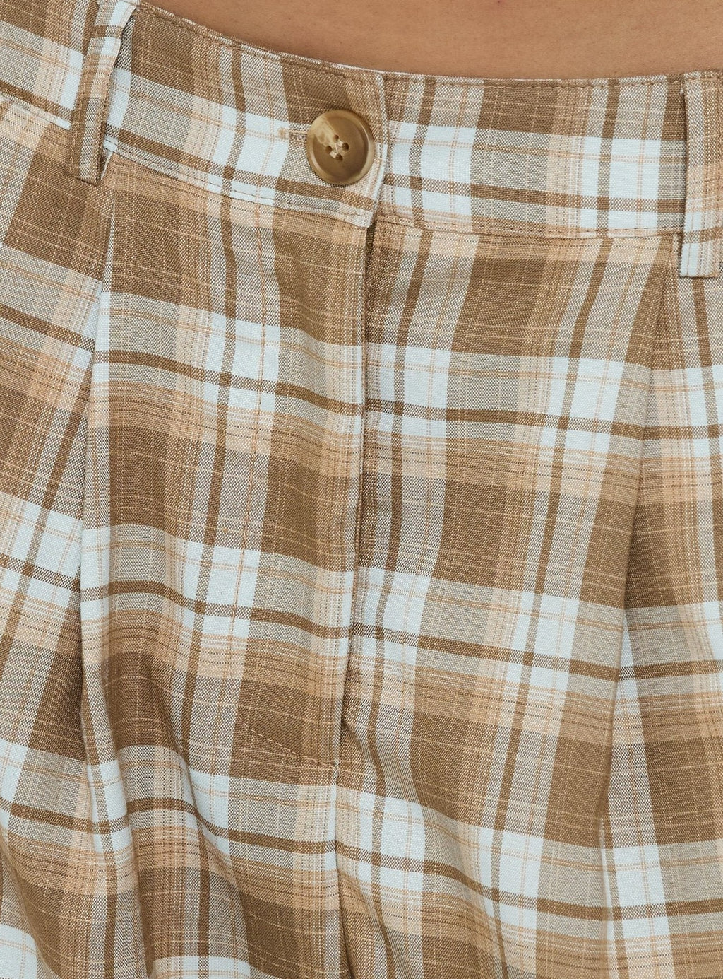 Mid Length Short Check Brown