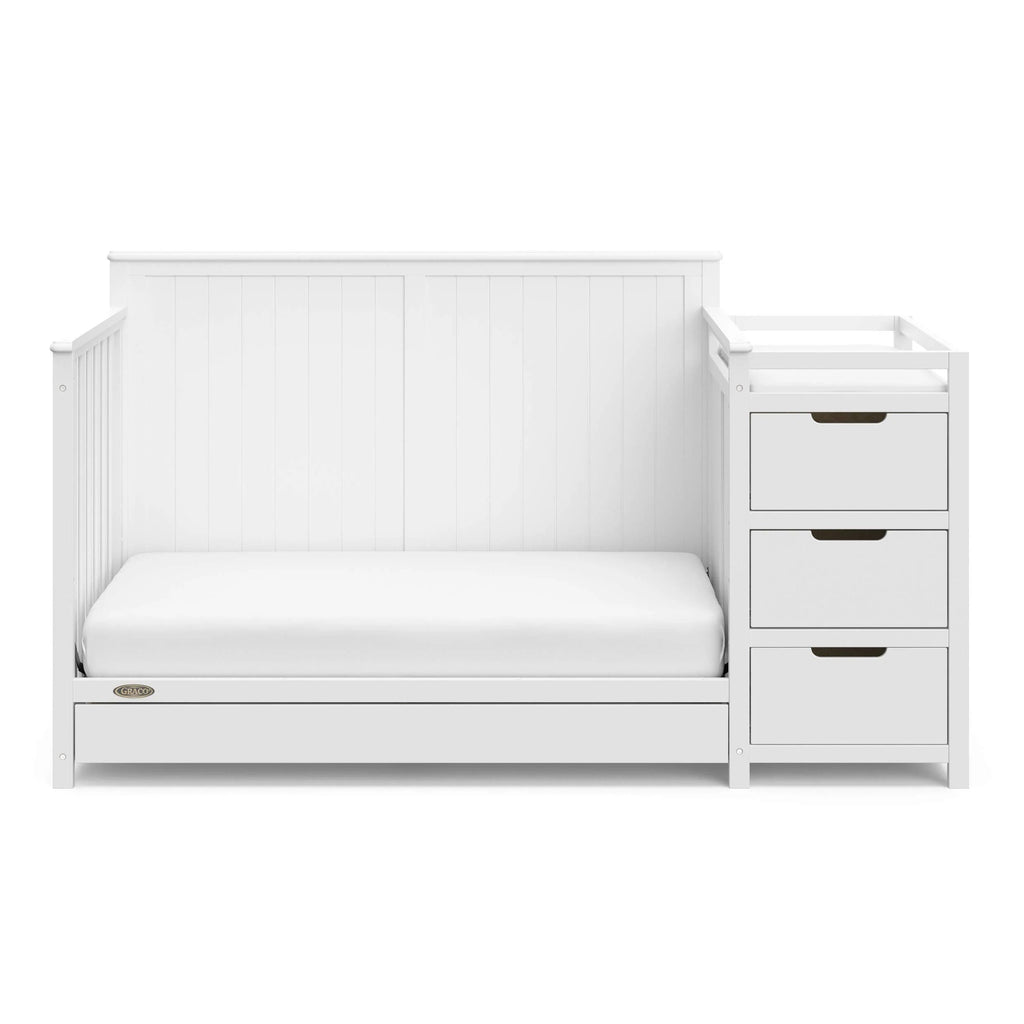 Graco Hadley 5-in-1 Convertible Crib And Changer With Drawer, White - 04586-701